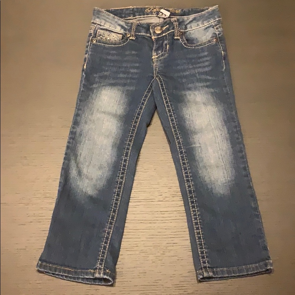 Request jeans with embellished pockets